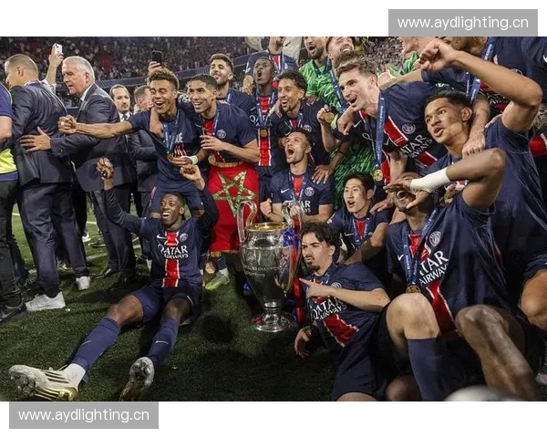 拜仁再度称雄欧洲足坛荣耀加冕欧冠冠军重现德意志足球辉煌 拜仁再度称雄欧洲足坛荣耀加冕欧冠冠军重现德意志足球辉煌