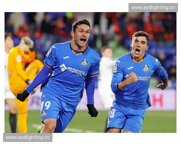 欧联杯多瑙赛区各队激烈争夺 赛季精彩赛事前瞻与分析 欧联杯多瑙赛区各队激烈争夺 赛季精彩赛事前瞻与分析